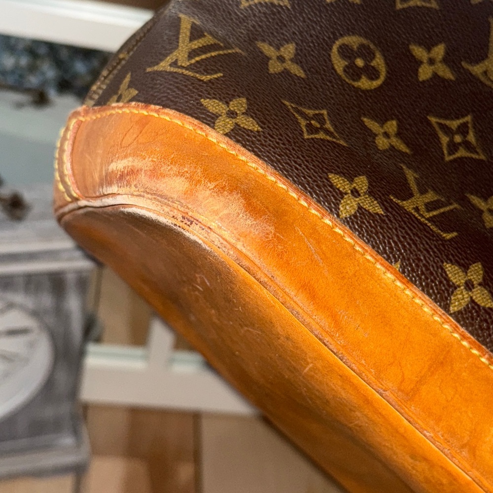 Authentic Louis Vuitton Vintage Alma LV Brown Tan Monogram - Picture 16 of 17